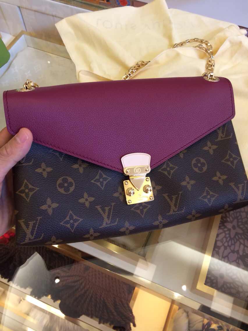 Louis Vuitton Monogram Pallas Rose Ballerine Shoulder Bag